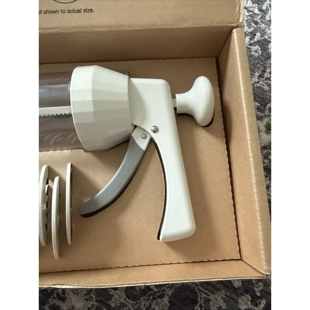 Pampered Chef Cookie Press 16 Different Disk Designs #1525 USA